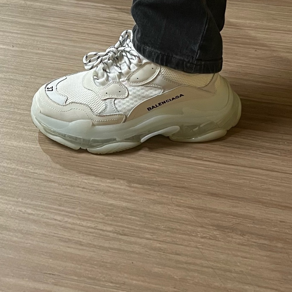 White Sneakers Transparent Outsole Beige Running Over Sized Shoe